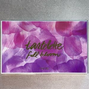 Tarte Tartelette 28 Color Amazonian Clay Eyeshadow Palette Rare to Find